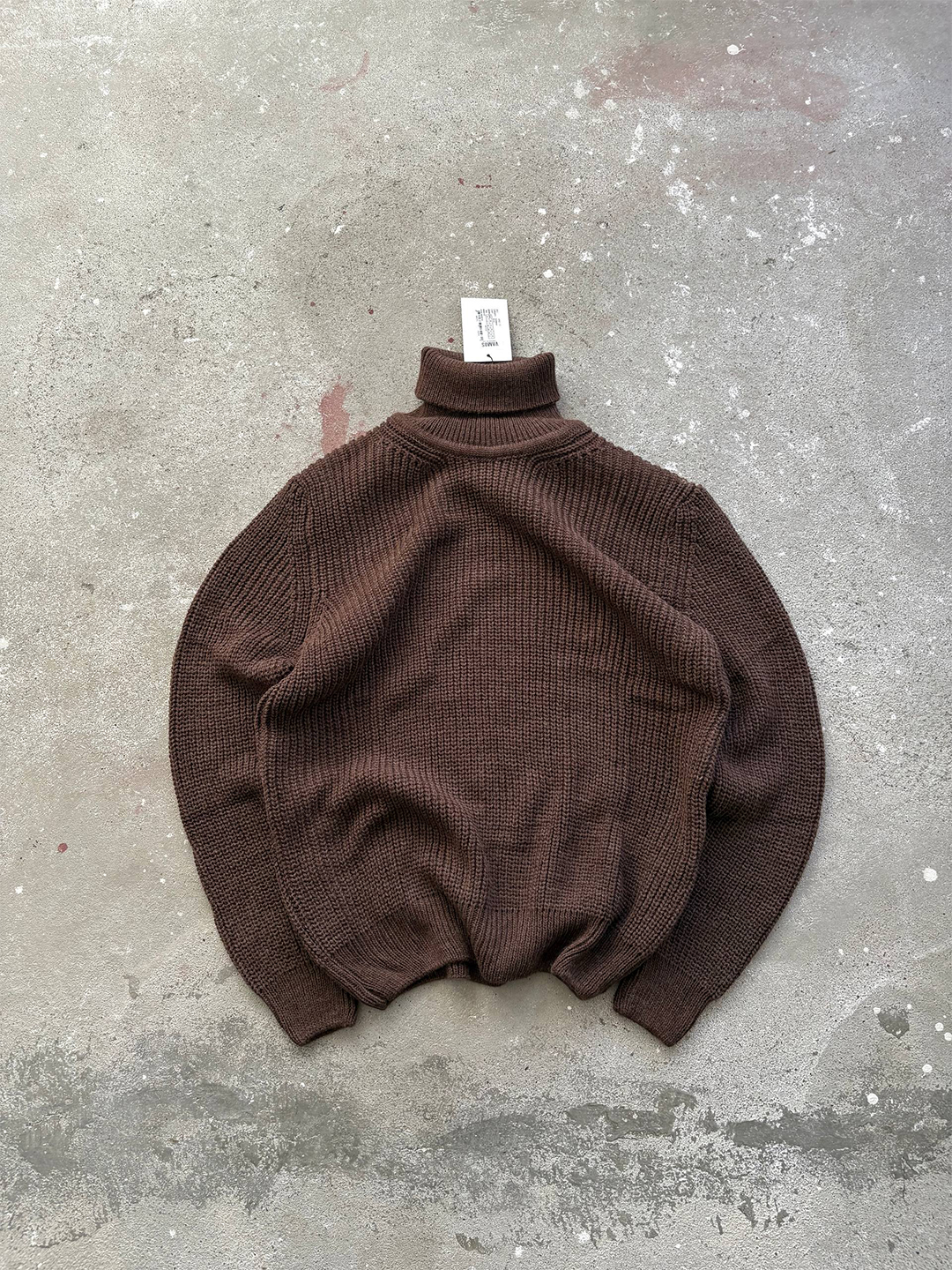 Vamos Oversized turtleneck knit بافت یقه اسکی اور سایز Vamos - Image 1