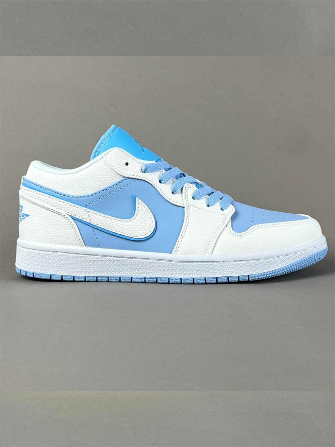 Nike Jordan 1 ice blue shoes کفش نایک جردن ۱ ایس بلو Nike Jordan 1 ice blue مدل DV1299-104 - Image 1