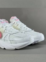 کفش نایک زنانه وی‌ تو‌ کی ران Nike V2K Run - Image 6